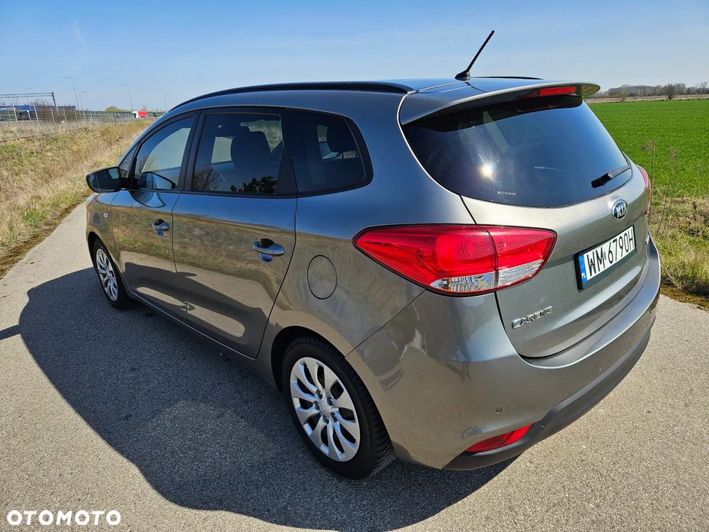 Kia Carens 1.7 CRDi M - 6