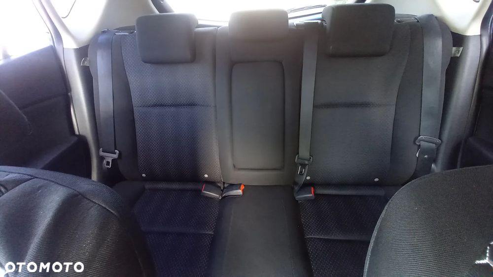 Mazda 3 1.6 Comfort EU5 - 12