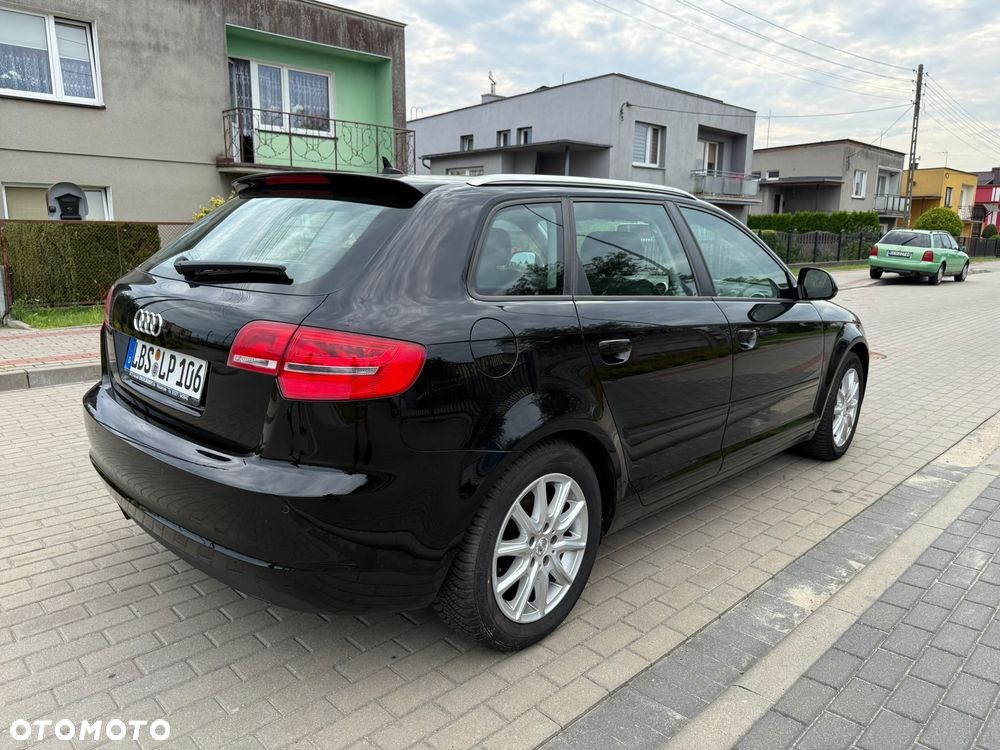 Audi A3 Sportback - 5
