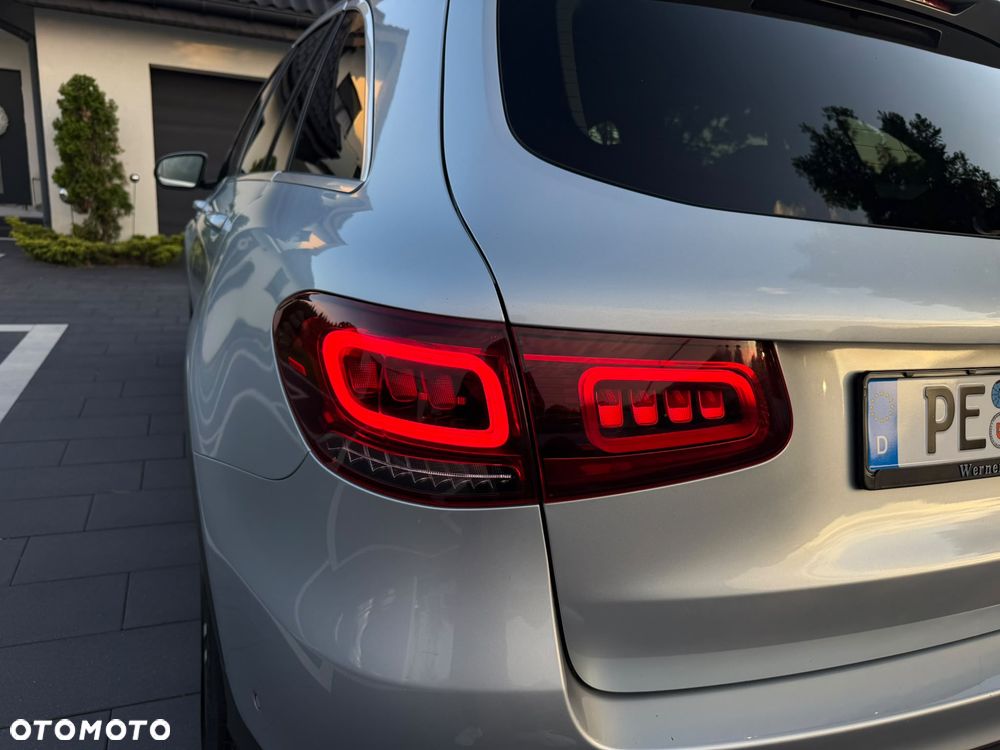 Mercedes-Benz GLC 200 d 4Matic 9G-TRONIC - 11
