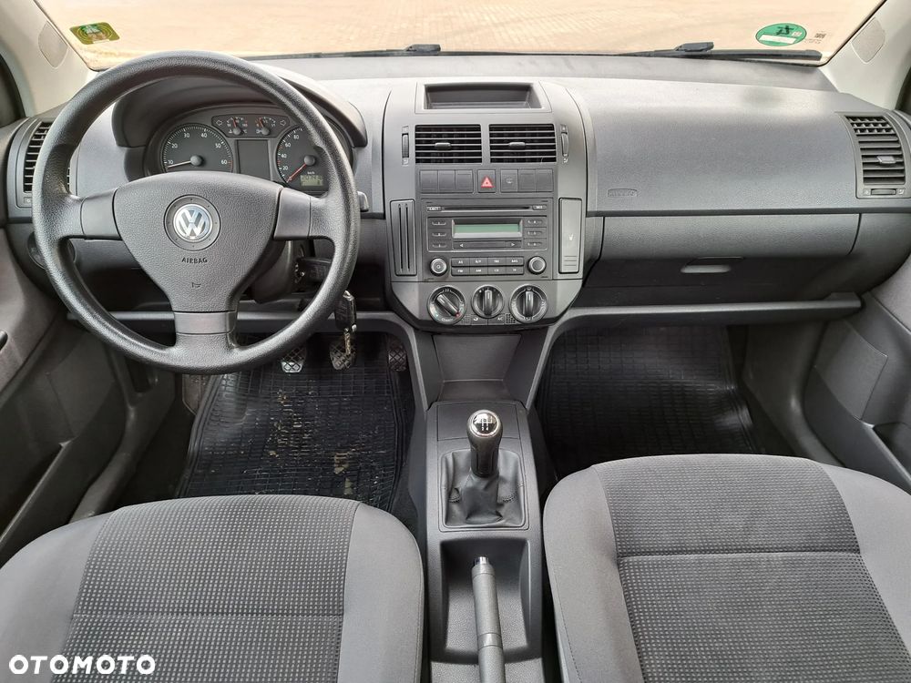 Volkswagen Polo - 21