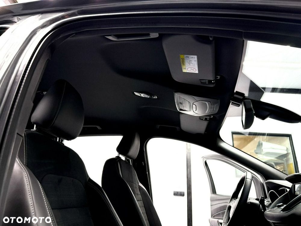Ford Kuga 1.5 EcoBoost 2x4 Business Edition - 24
