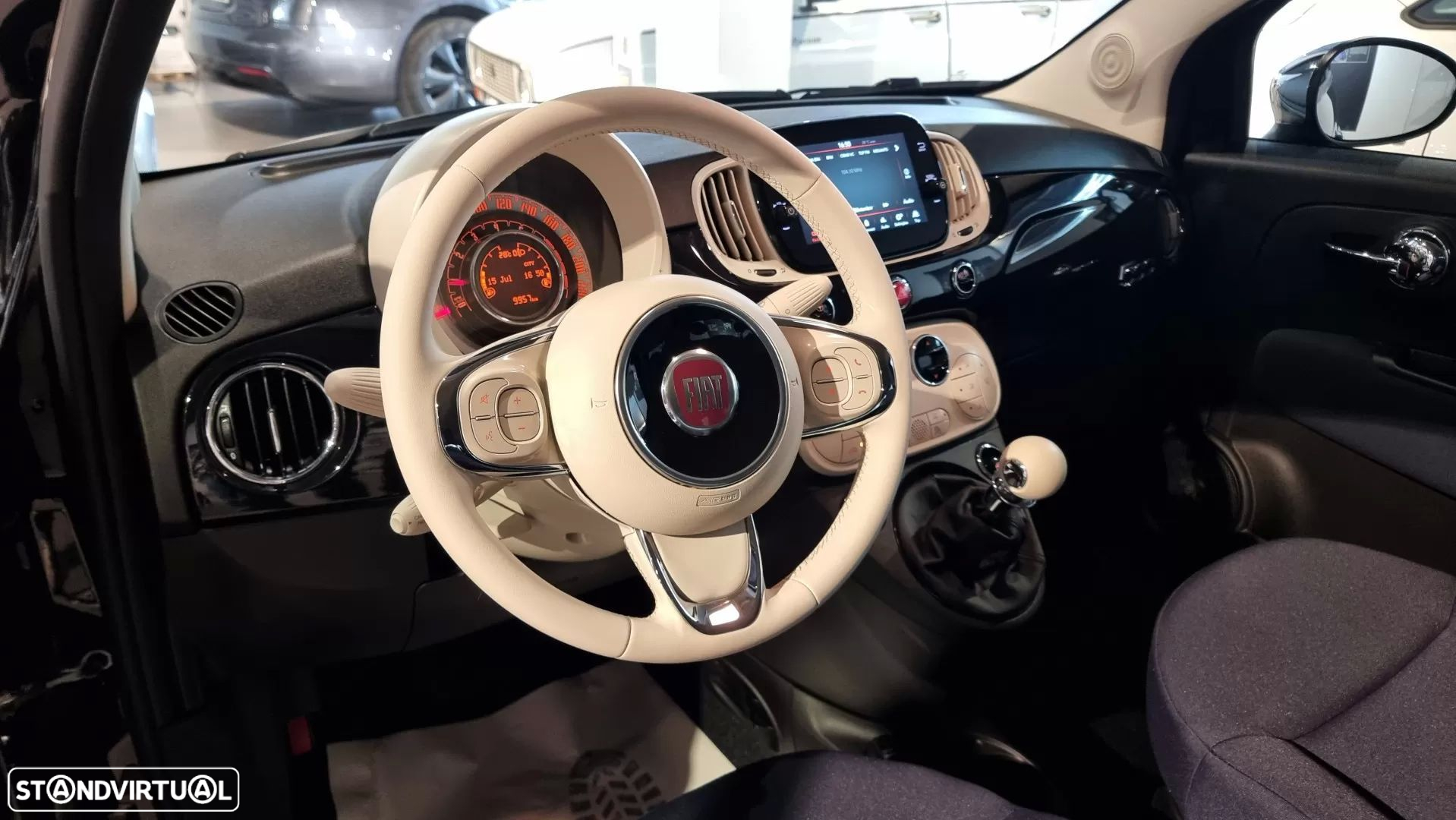 Fiat 500 1.0 Hybrid Club - 24