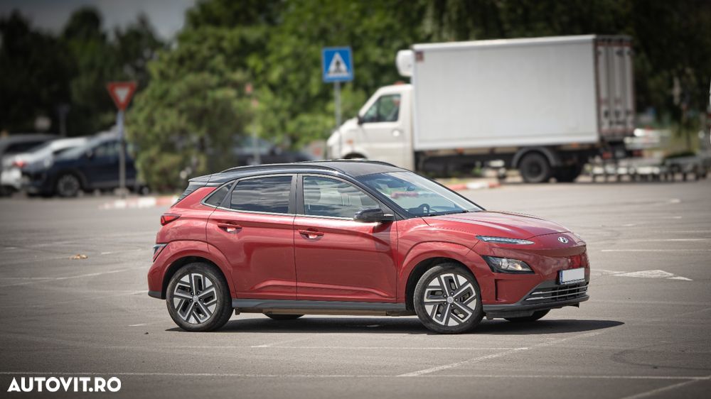 Hyundai KONA - 17