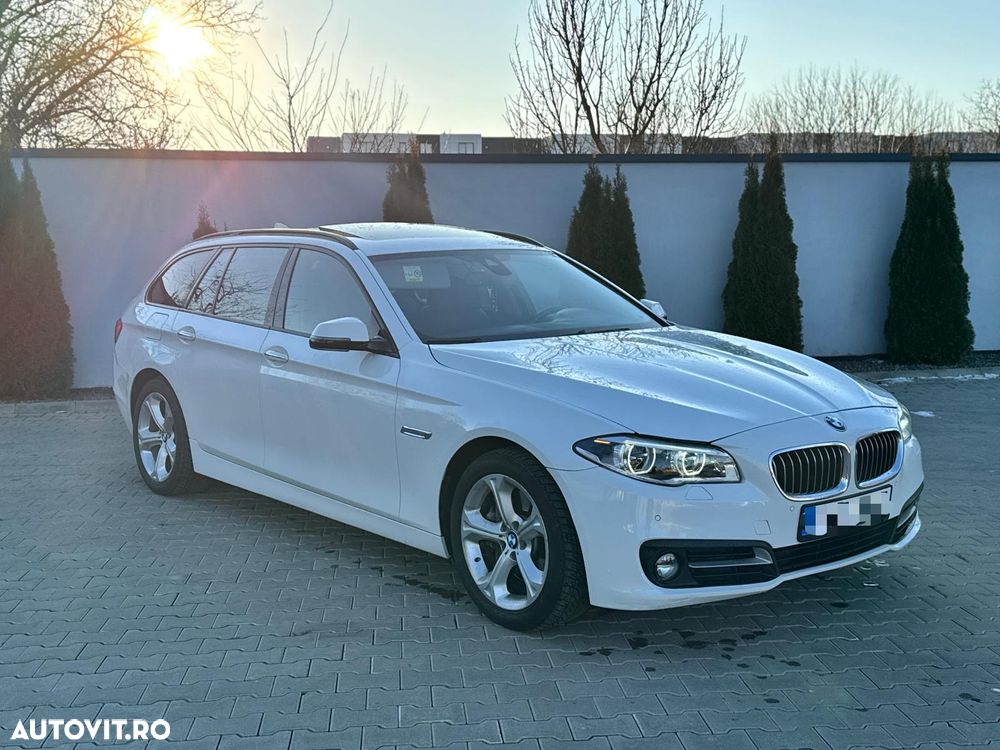 BMW Seria 5 530d Touring Aut. Luxury Line - 1
