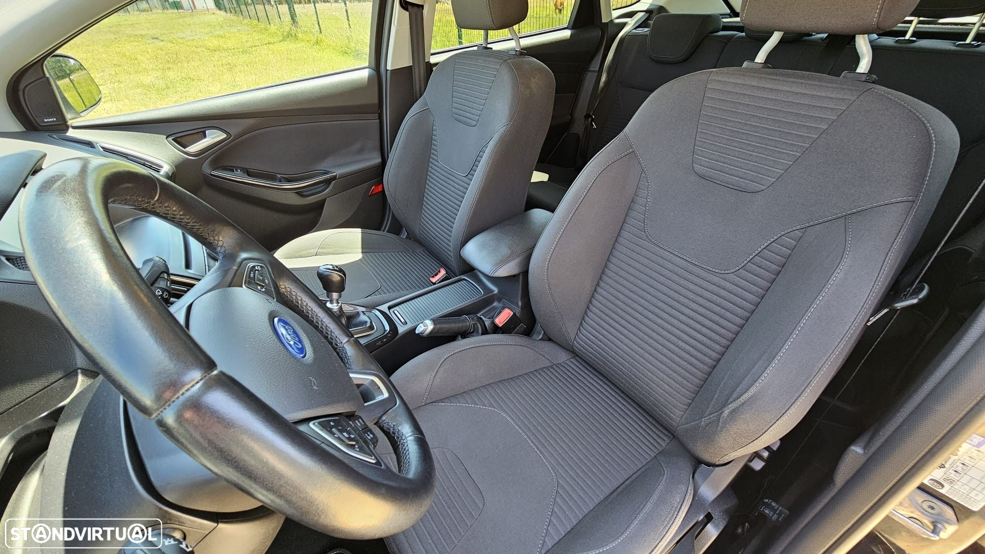Ford Focus 1.5 TDCi Titanium - 19