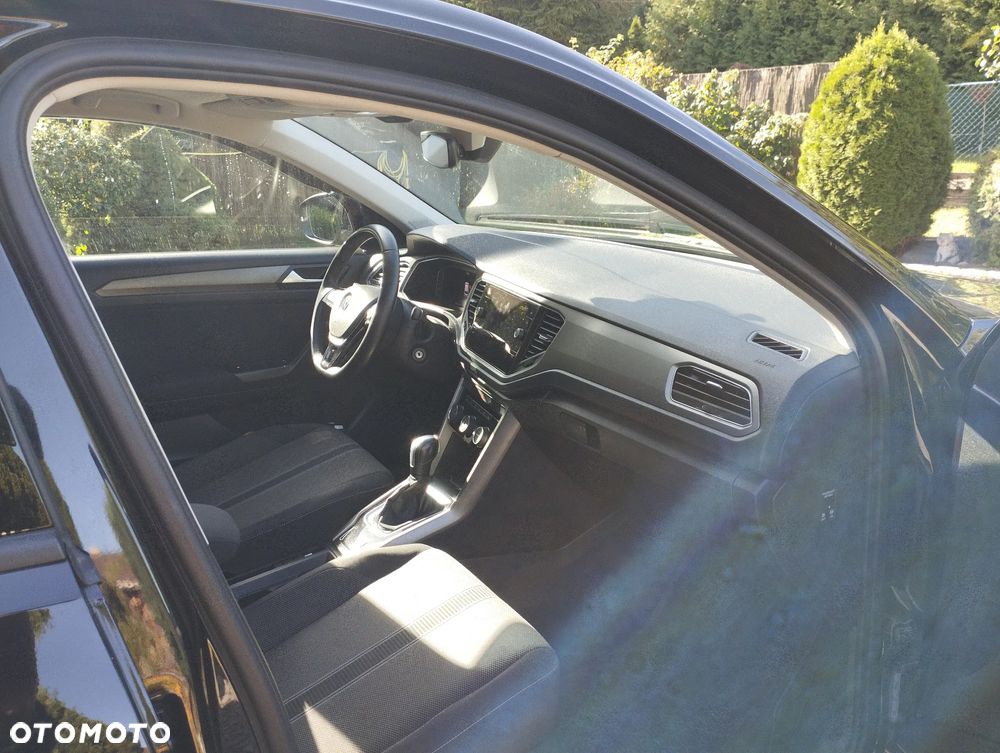 Volkswagen T-Roc - 13