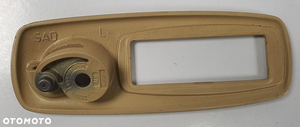 UCHWYT MOCOWANIE ROLETY VW PASSAT B5 3B9861705 - 2