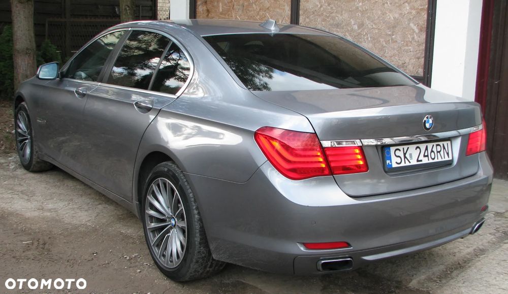 BMW Seria 7 740d xDrive - 2