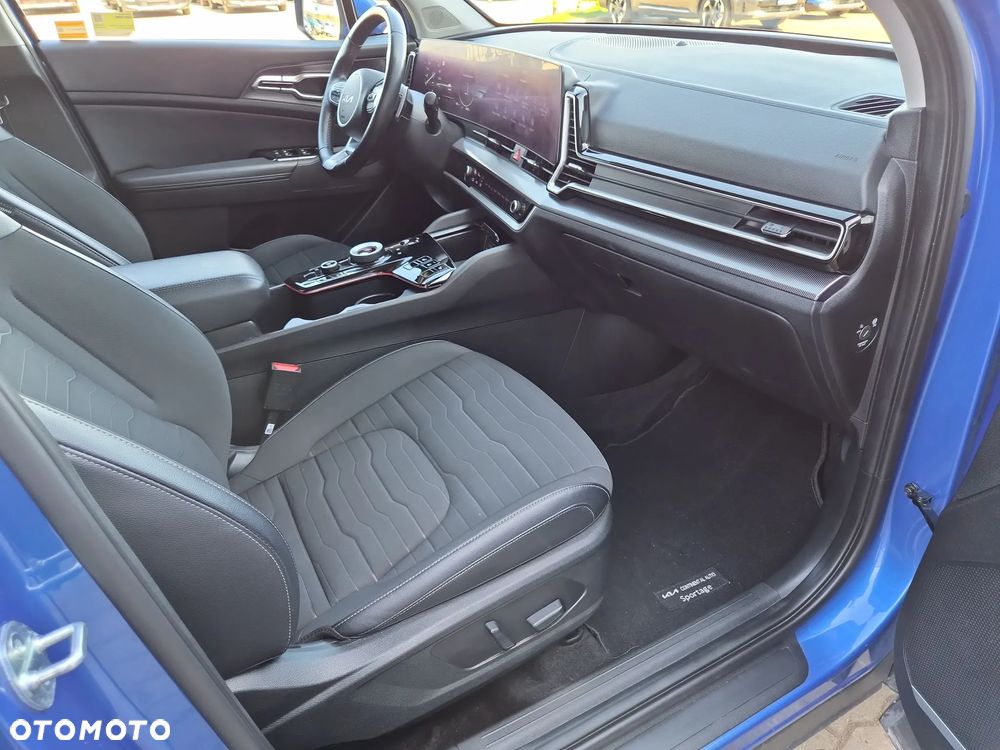 Kia Sportage 1.6 T-GDI HEV Business Line 4WD - 31