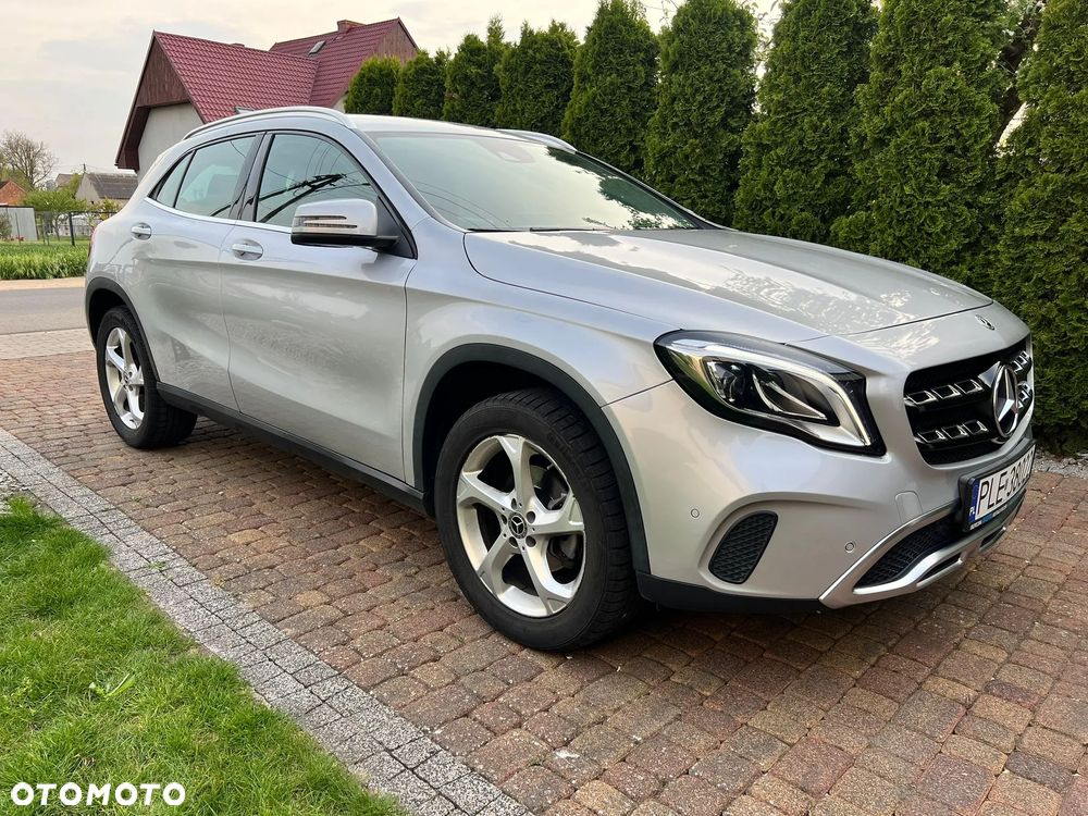 Mercedes-Benz GLA 200 d 7G-DCT AMG Line - 1
