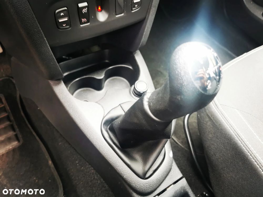 Dacia Sandero TCe 90 Laureate - 10