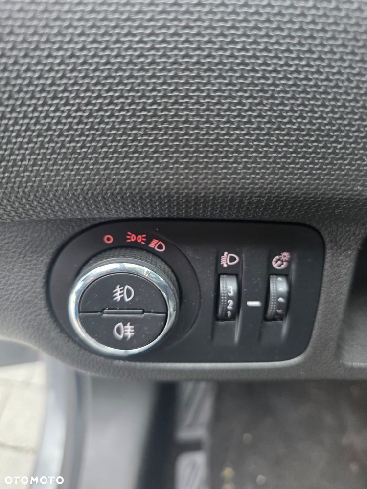 Opel Meriva - 17