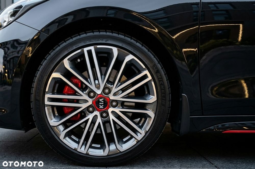 Kia ProCeed 1.6 T-GDI GT DCT - 6