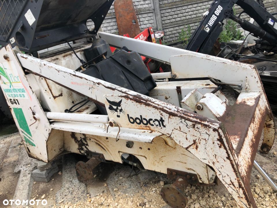 Ramiona i siłowniki do mini ładowarka Bobcat 641 - 5