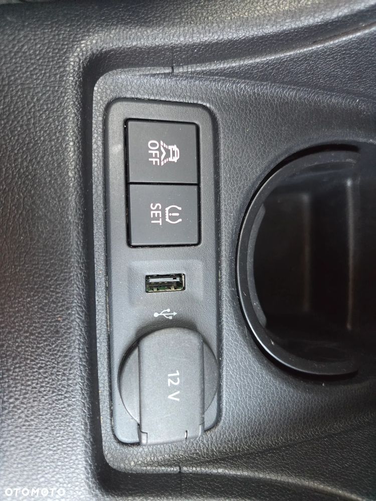 Volkswagen up! street - 19