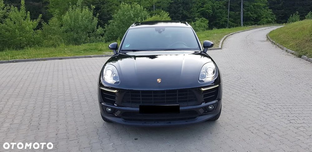 Porsche Macan Standard - 2