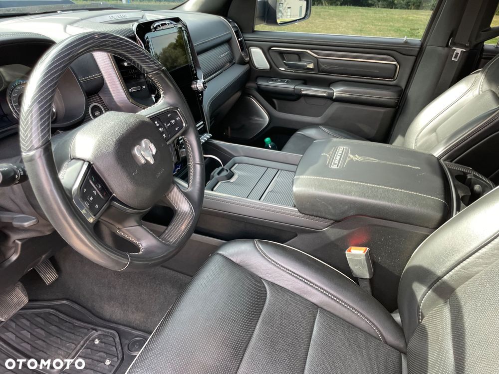 RAM 1500 Crew Cab Shortbed Limited - 13