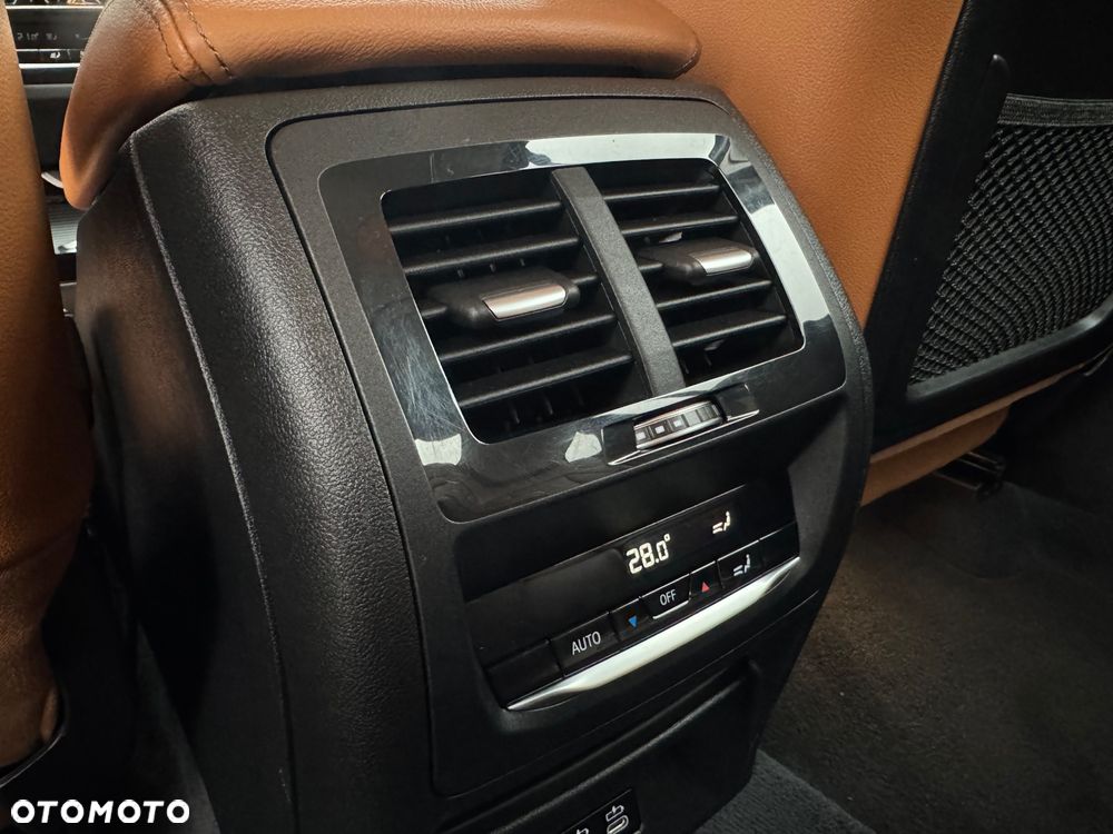 BMW X3 sDrive18d xLine sport - 22