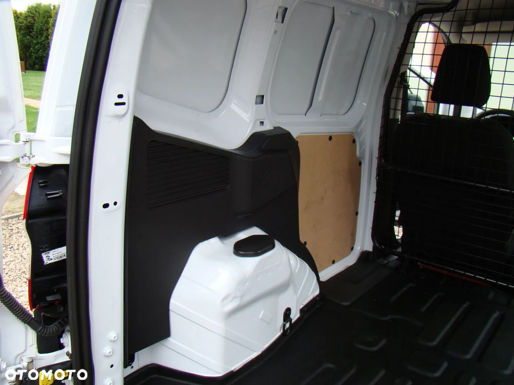 Ford TRANSIT COURIER - 20