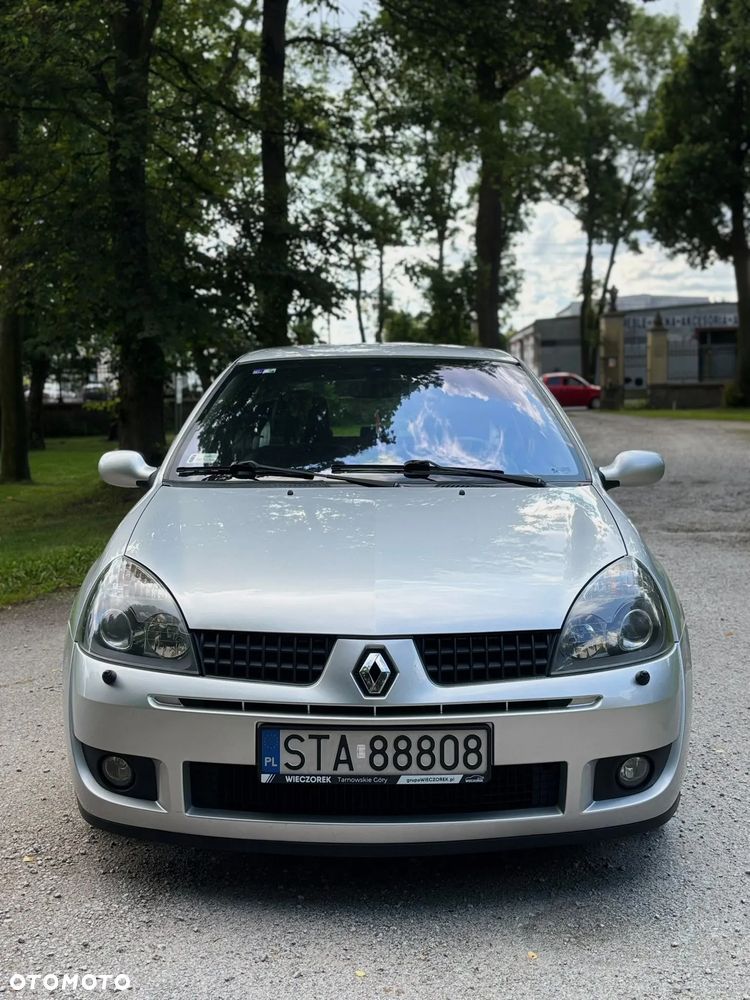 Renault Clio 2.0 16V Sport - 2