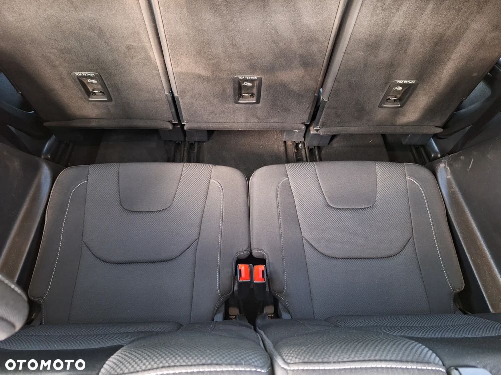 Ford S-Max 2.0 EcoBlue TITANIUM - 25