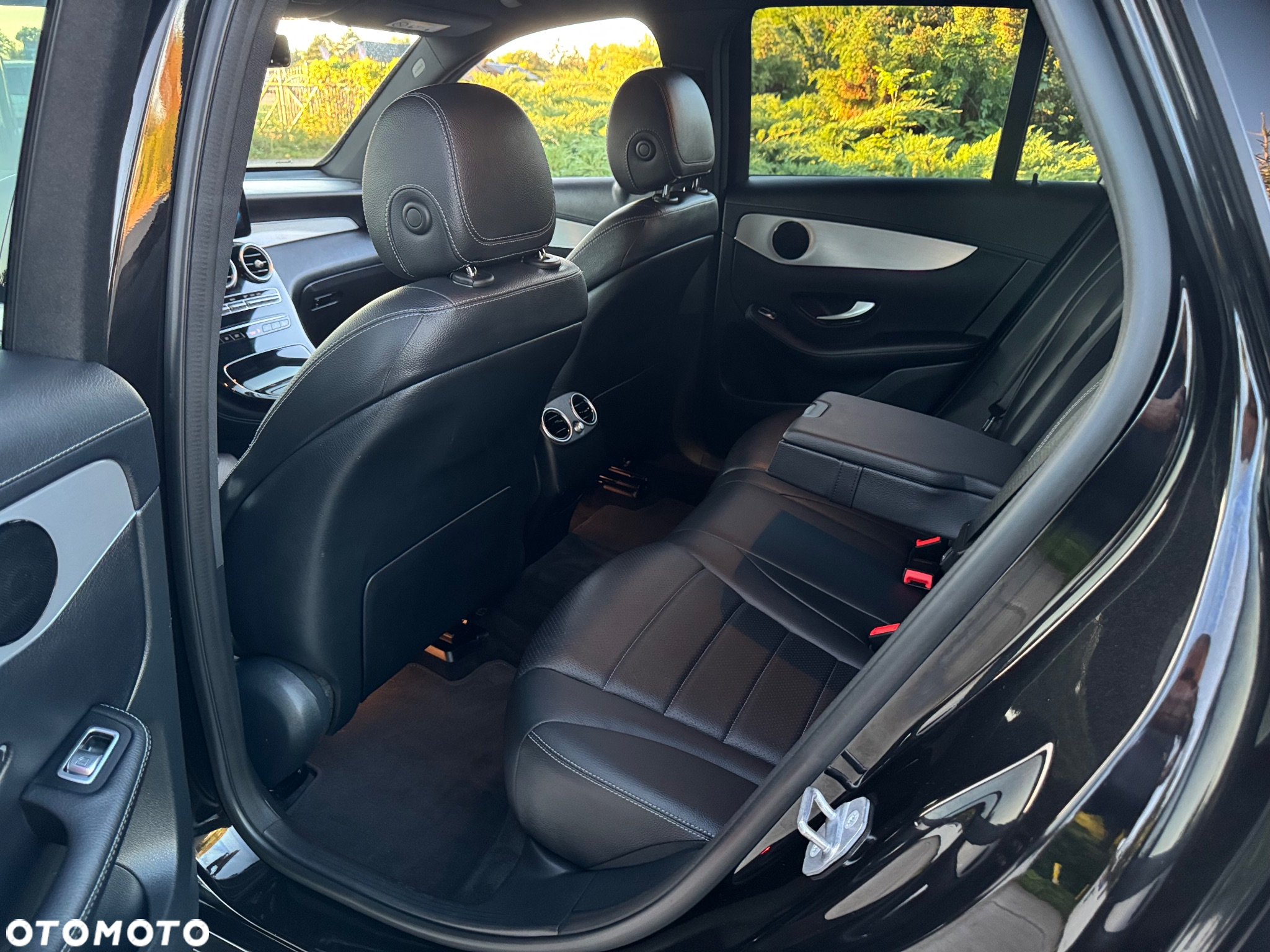 Mercedes-Benz GLC 200 d Business Edition - 24
