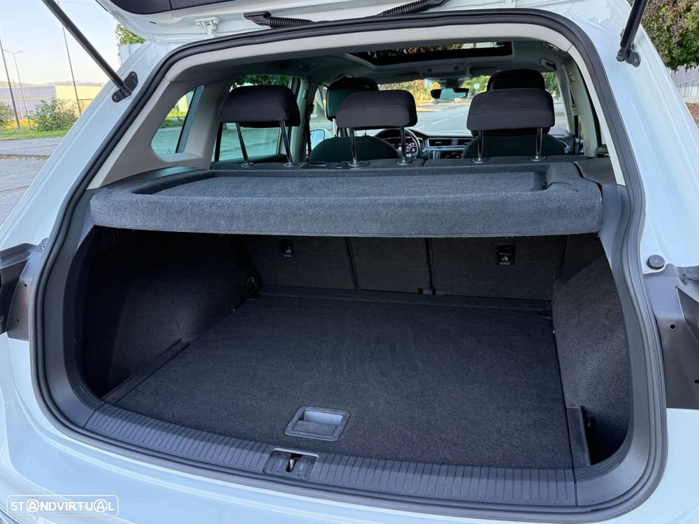 VW Tiguan 2.0 TDI R-Line DSG 4Motion - 25