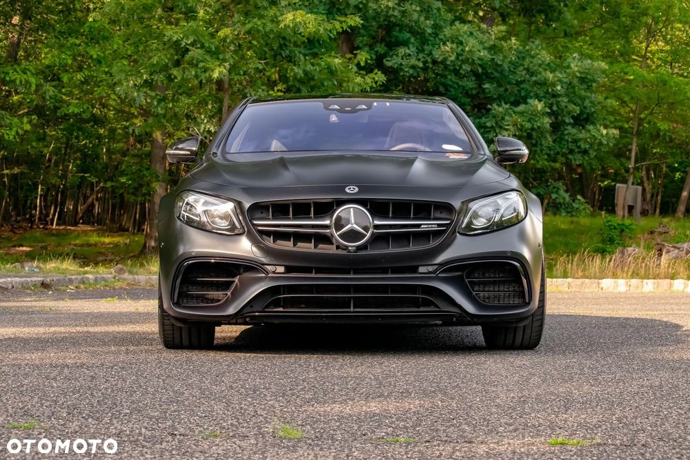 Mercedes-Benz Klasa E 300 9G-TRONIC AMG Line - 11