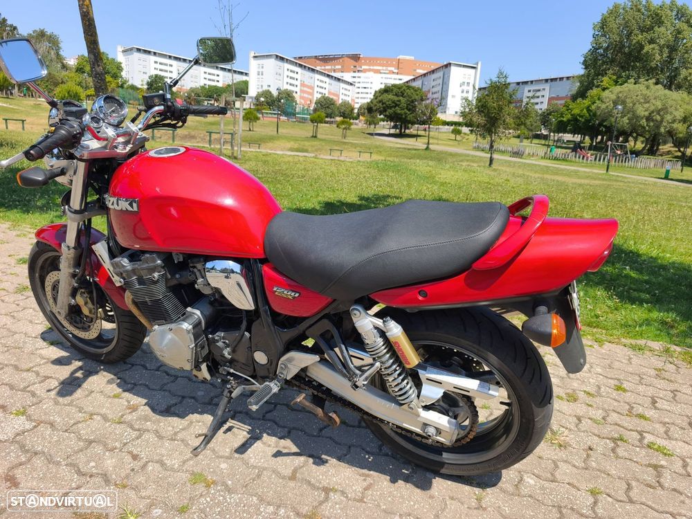 Suzuki GSX 1200 - 9