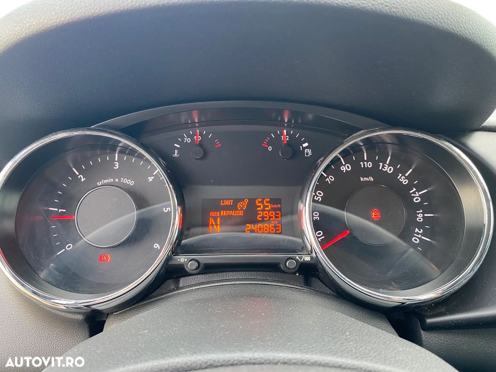 Peugeot 3008 ver-hdi-fap-110-egs6-tendance - 4