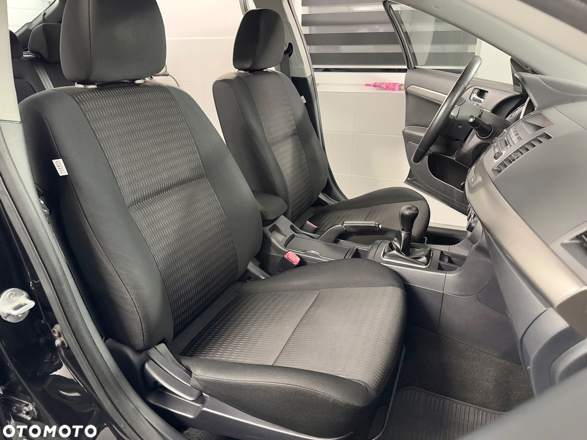 Mitsubishi Lancer 1.6 - 17
