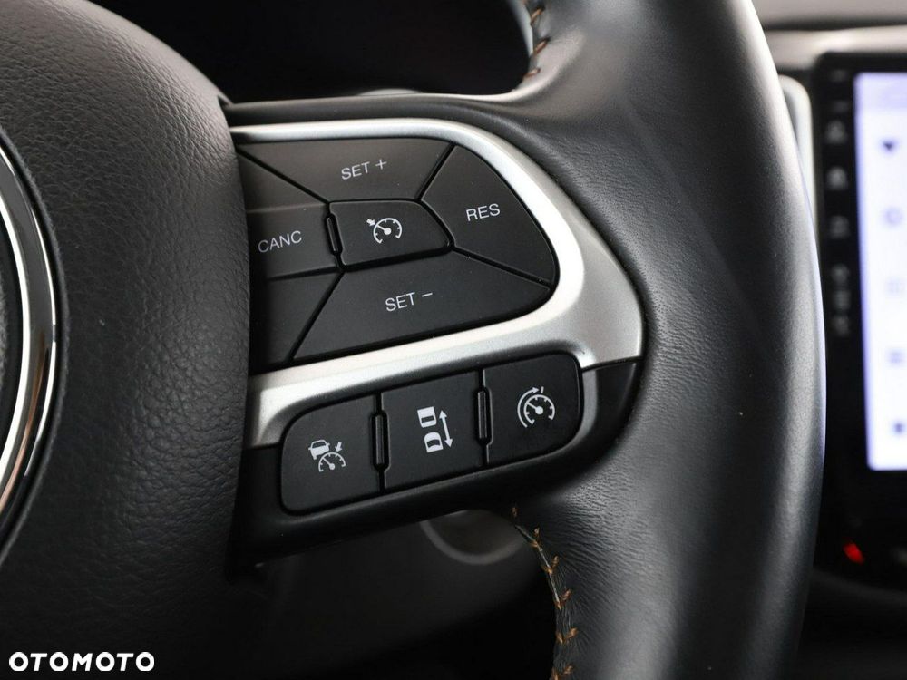 Jeep Compass 2.0 MJD Limited 4WD S&S - 24