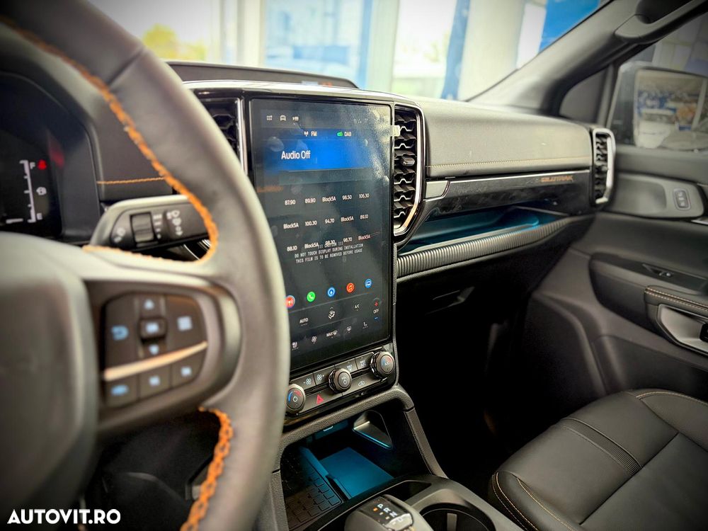 Ford Ranger Pick-Up 3.0 TD 240 CP 10AT 4x4 Double Cab Platinum - 20