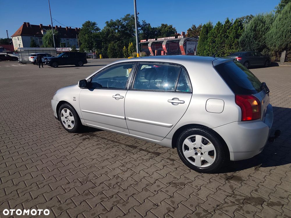 Toyota Corolla - 7