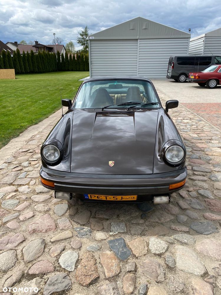 Porsche 911 - 4