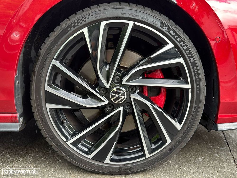 Volkswagen Golf 2.0 TSI GTI DSG Performance — fotografia 8