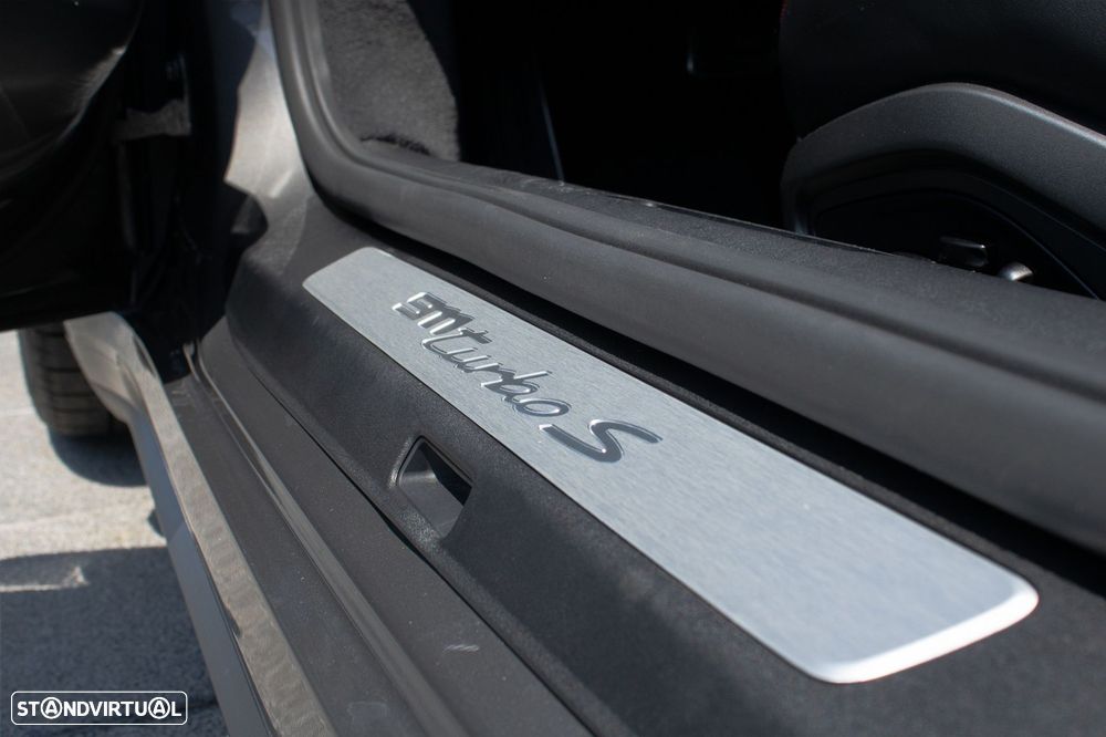 Porsche 911 (992) Turbo S PDK - 22