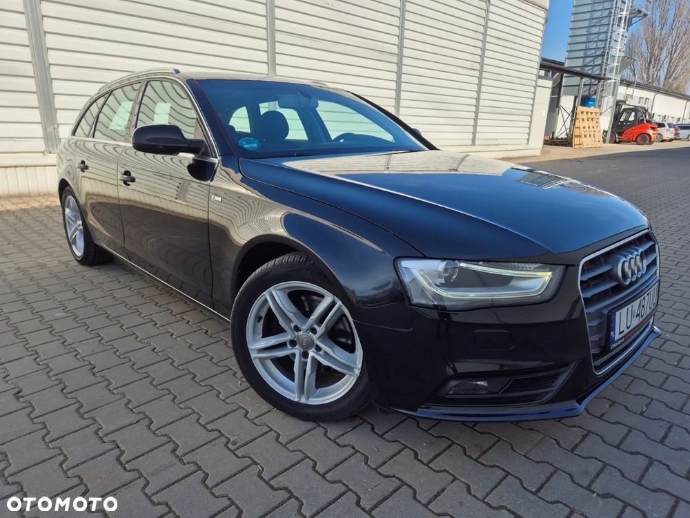 Audi A4 Avant 2.0 TDI DPF clean diesel S line Sportpaket - 14