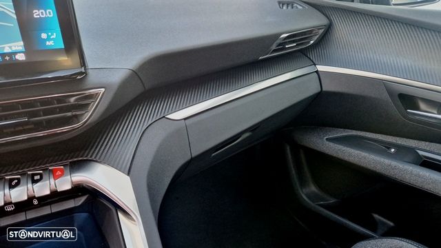 Peugeot 5008 PureTech 130 EAT8 Stop & Start Allure Pack - 20