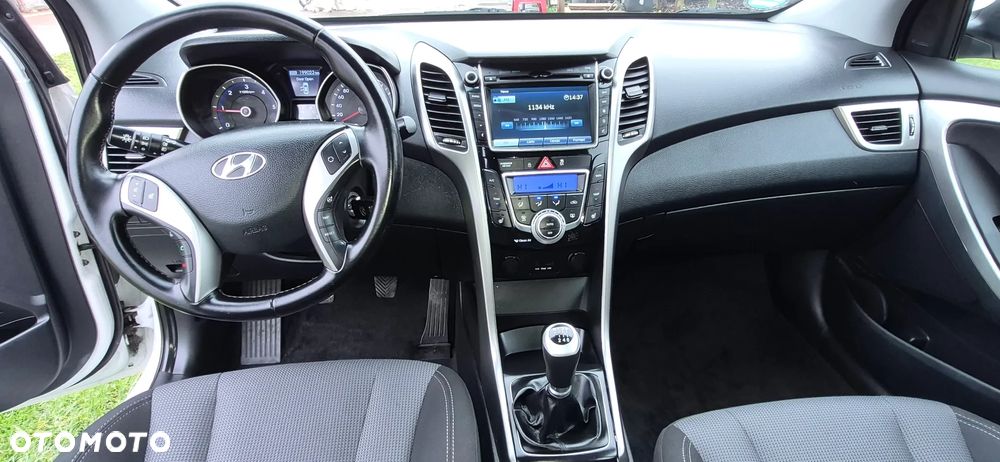 Hyundai i30 i30cw 1.6 CRDi blue Classic - 17