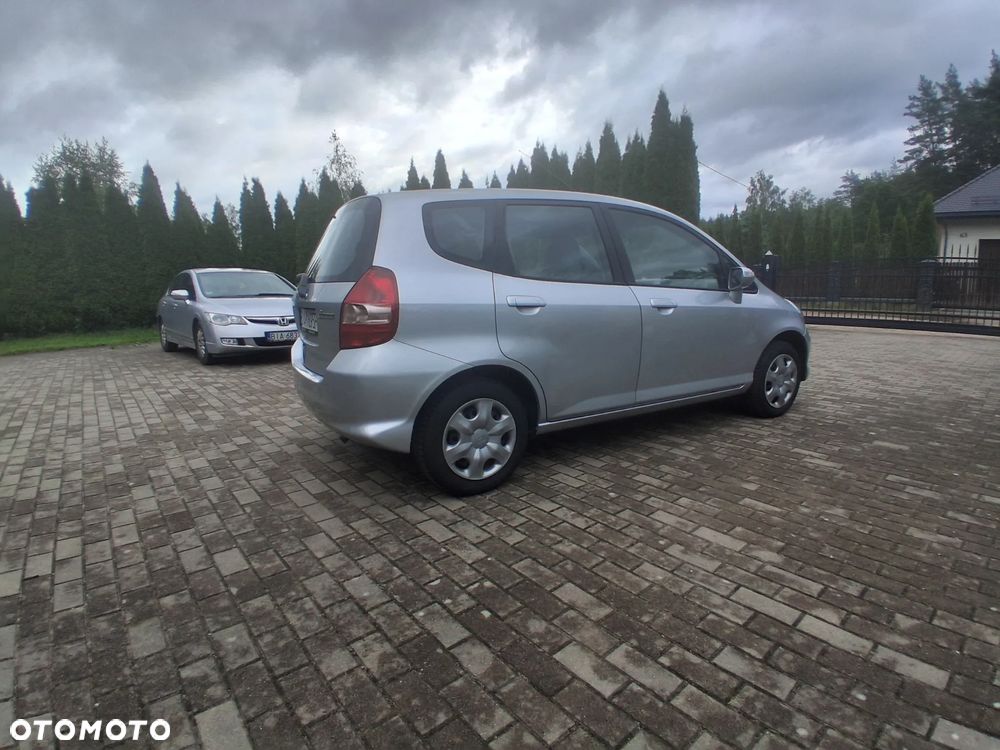 Honda Jazz 1.4 CVT ES - 11