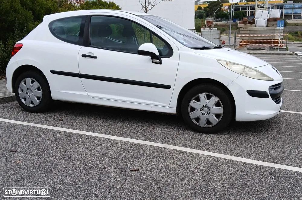 Peugeot 207 1.4 HDi Trendy - 3