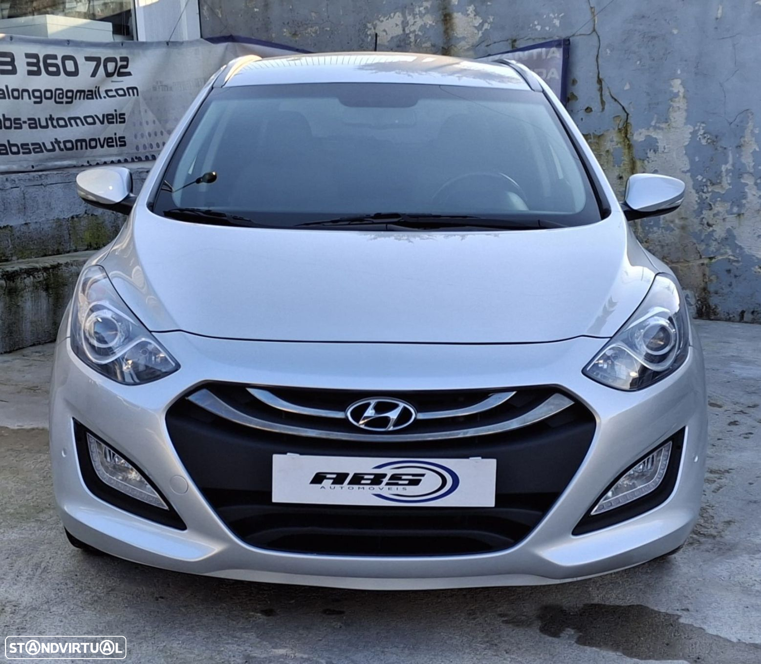 Hyundai i30 1.6 CRDI STyle J17 - 2