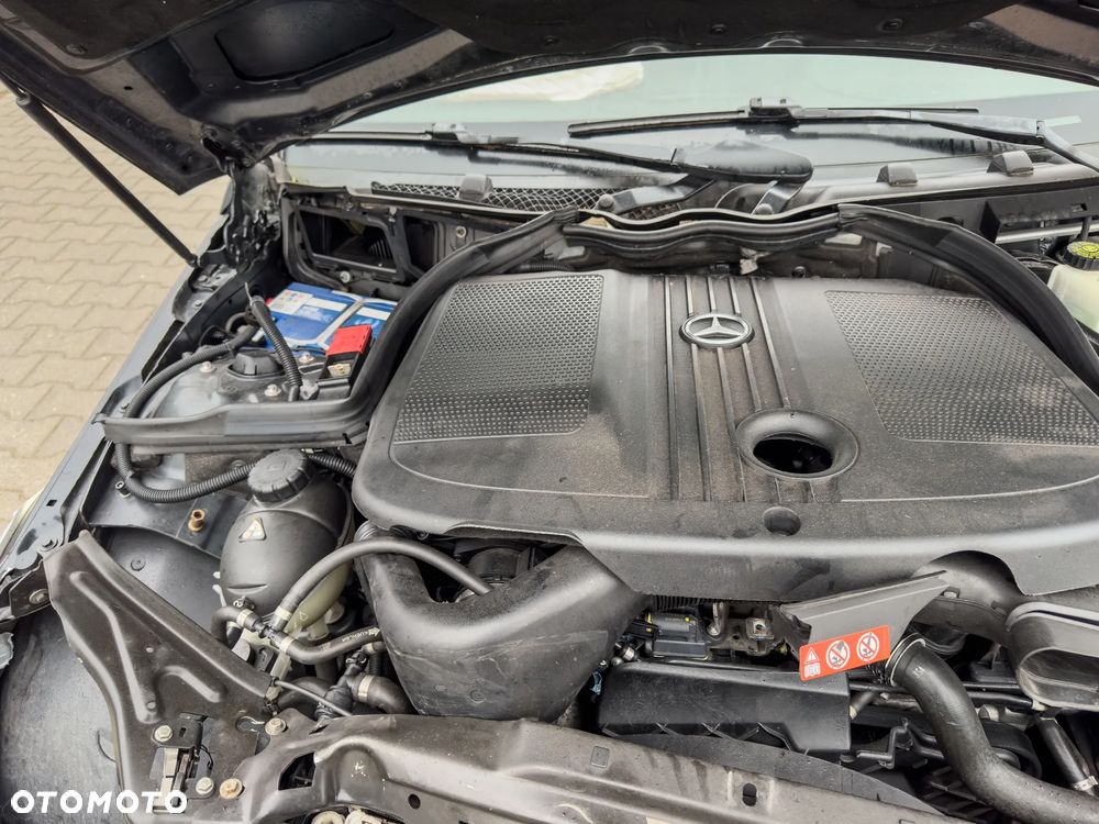 Mercedes-Benz Klasa C 220 CDI DPF Automatik Avantgarde - 13