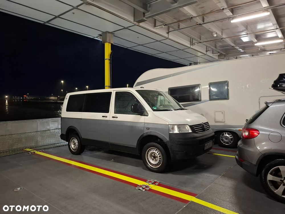 Volkswagen Caravela - 31