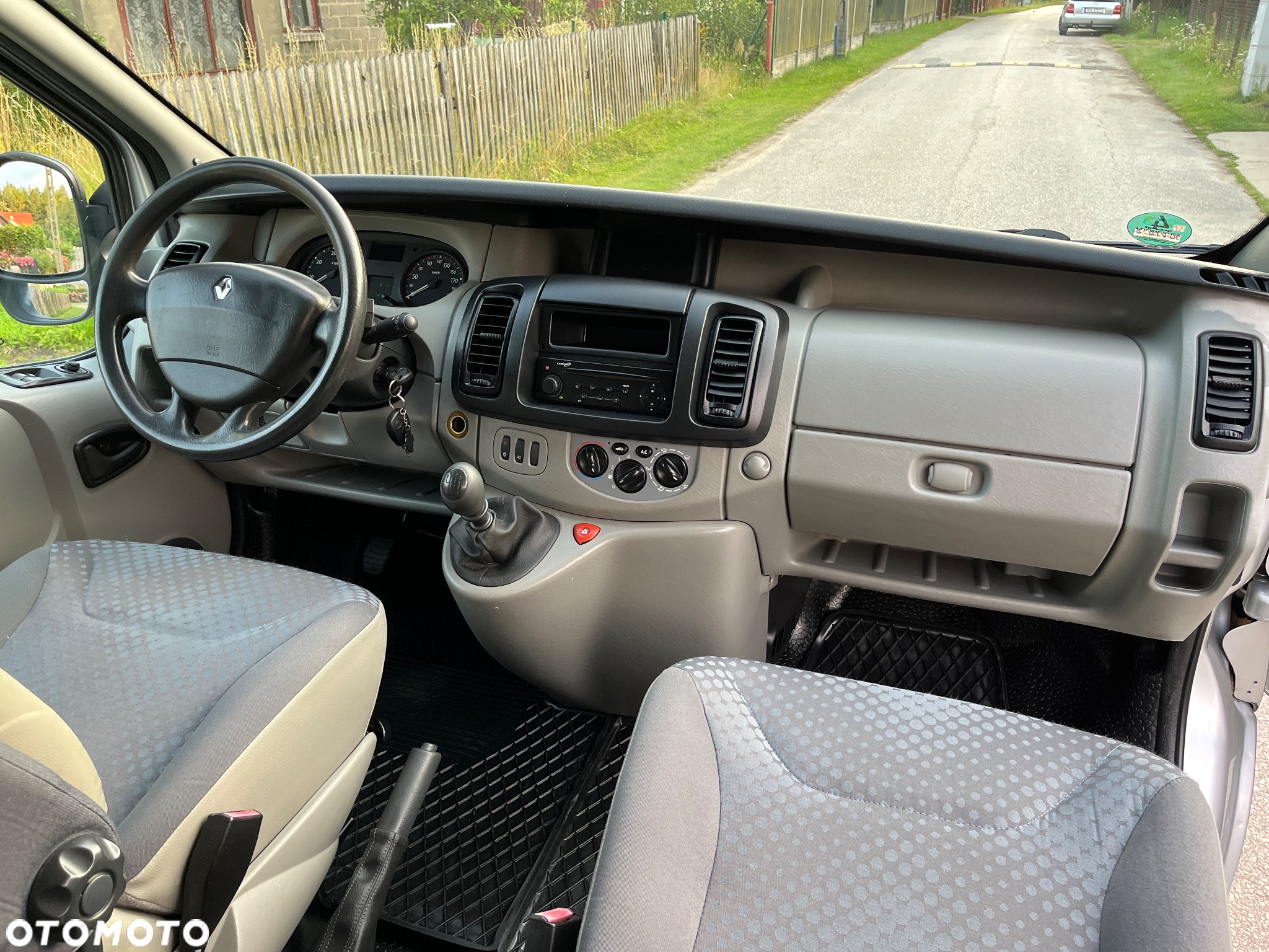 Renault TRAFIC - 14