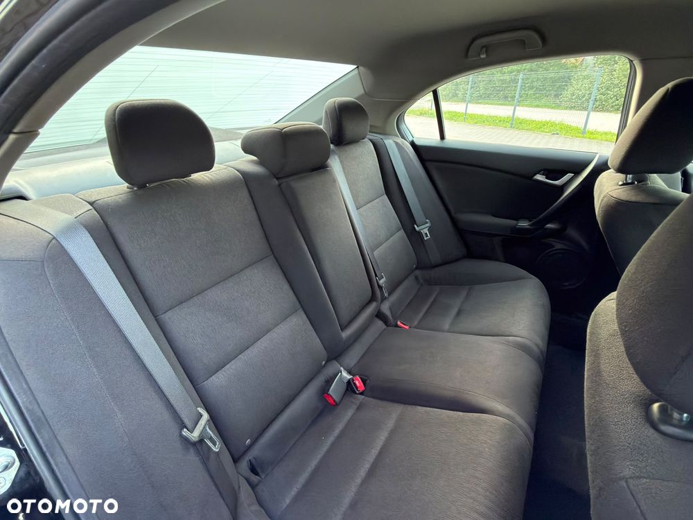 Honda Accord 2.0 Comfort - 14