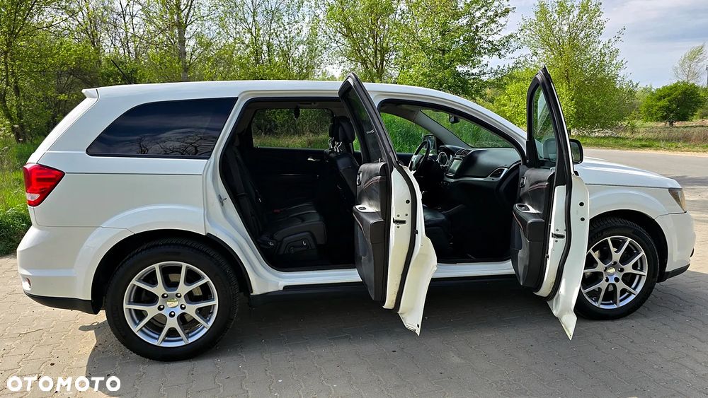 Dodge Journey 2.7 V6 R/T - 7