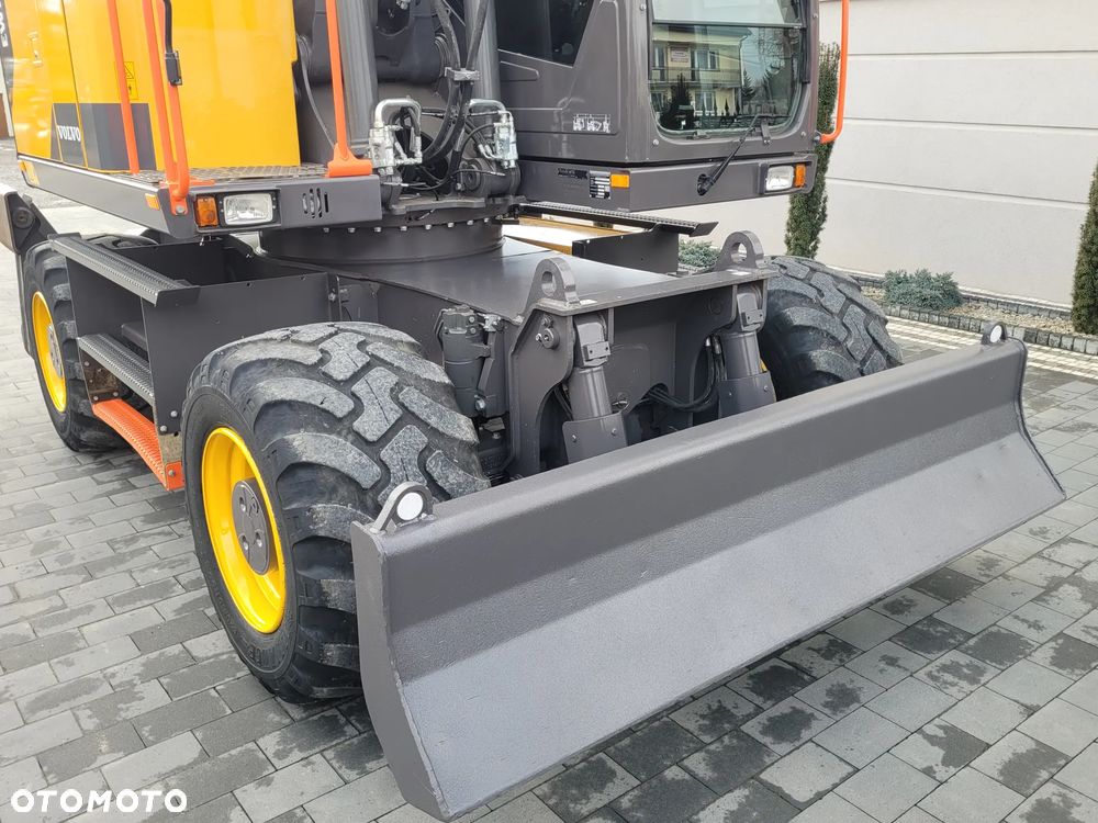 Volvo EWR150E / ROTOTILT ze szczypcami / pług i podpory / - 15